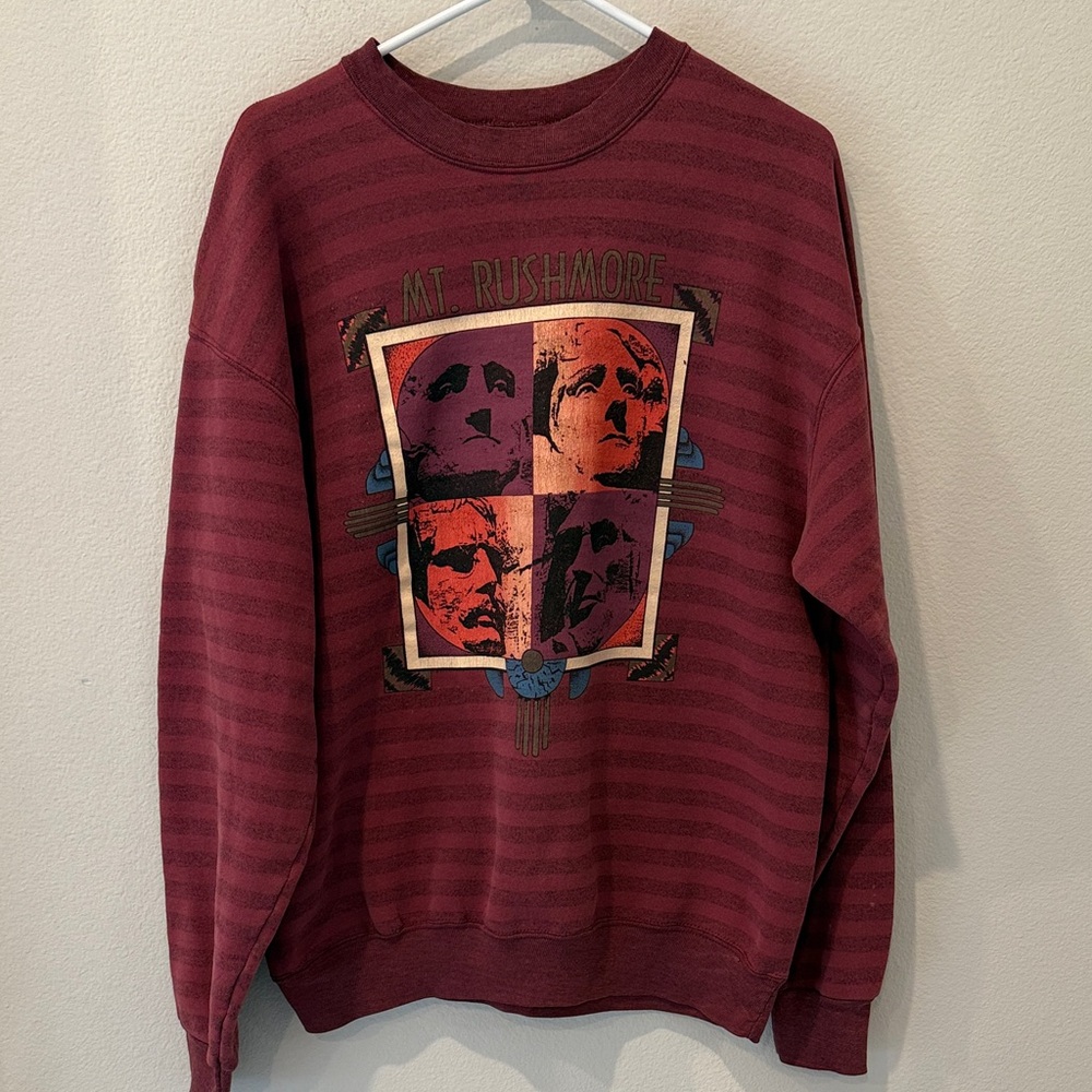 Vintage Mount Rushmore Graphic Maroon Striped Sweater‎ Size Extra Large